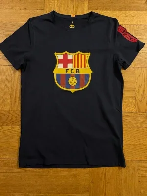 FC Barcelona marinblå t-shirt