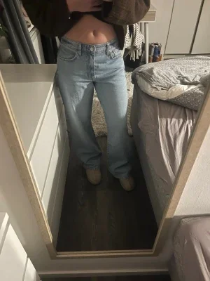 Mid waist jeans/ gina tricot jeans