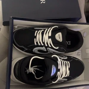 Helt nya dior b30