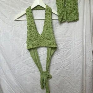 Grön halterneck top