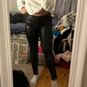Skinnbyxor