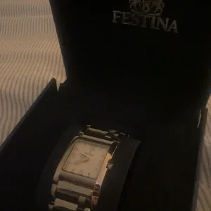 Elegant klocka från Festina