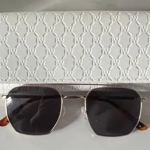 Corlin eyewear