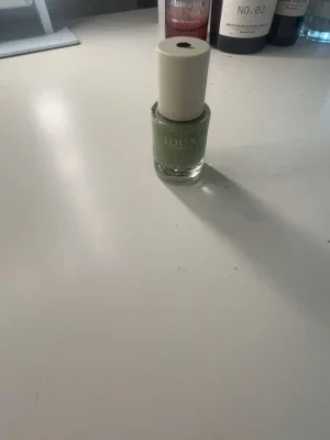 Grönt nagellack från IDUN
