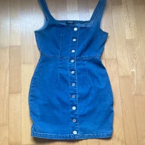 Denim klänning