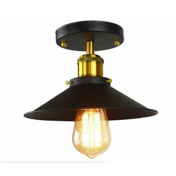 Kreativt vardagsrum gång korridor veranda taklampa liten svart klänning taklampa retro ladugårdslampa