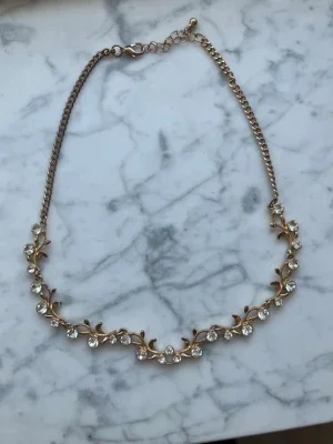 Guld halsband