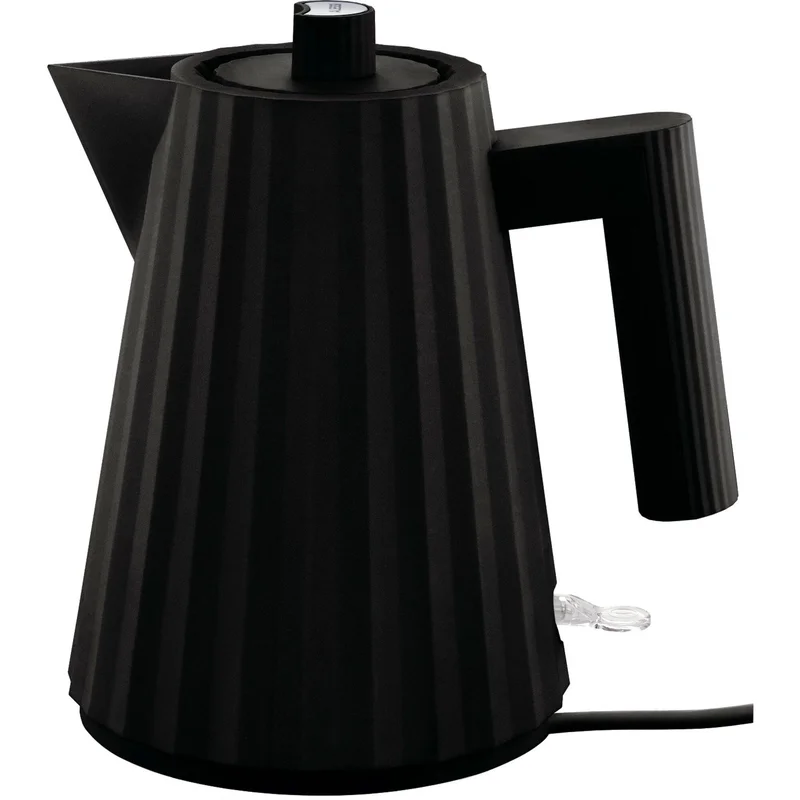 Alessi MDL06 Plissé -vedenkeitin, 1 litra, musta