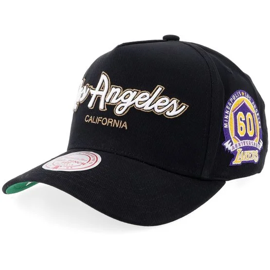 Mitchell & Ness - NBA Black adjustable Czapka Z Daszkiem - Los Angeles Lakers Script 2.0 Pro Crown Black/Green A-frame Adjustable @ Hatstore