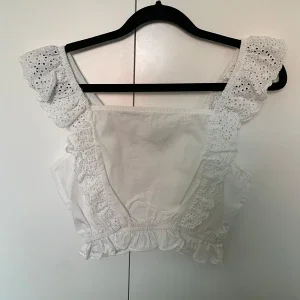Vit crop top