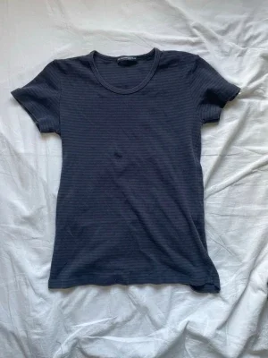 Mörkblå T-Shirt brandy Melville