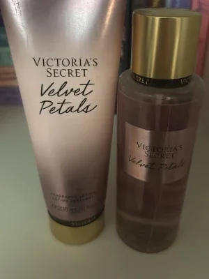 Victoria's Secret Velvet Petals parfymset