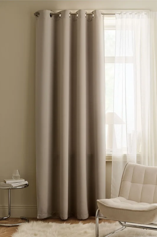 &Home - Mørklægningsgardin Linnie 1-pak - Beige - Mørklægningsgardiner - 220 - Fra Homeroom