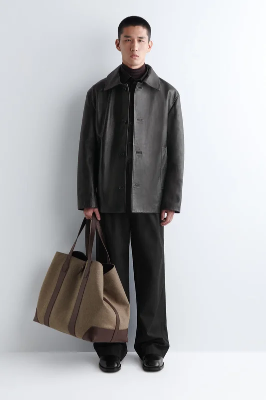 COS Männer Weekender Oversized Tote Bag Wolle in Beige