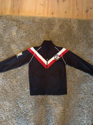 Manchester United Retro Track Jacket 06/07