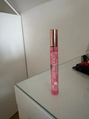 Love Frequency parfym från Charlotte Tilbury