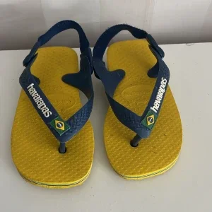 Gula och blå flip-flops från Havaianas st.22