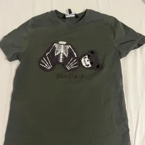 T-shirt från Palm Angels