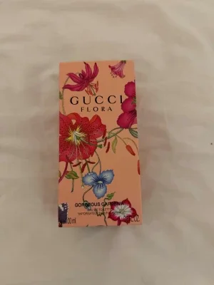 Gucci Flora Gorgeous Gardenia parfym