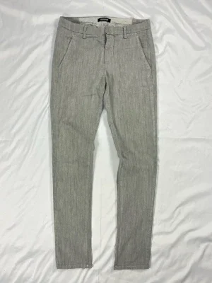 Dondup Gaubert Fux – Slim Fit Trousers – 10/10Stilrena och modern