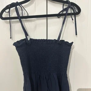 Marinblå topp från SHEIN