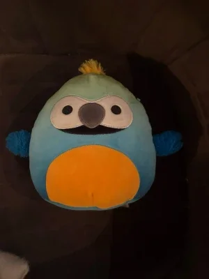 Blå Squishmallows papegoja