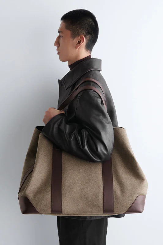 COS Weekender Oversized Tote Bag - Wool in Beige - Men