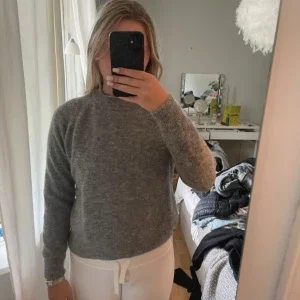 Grå ulltröja från Zara