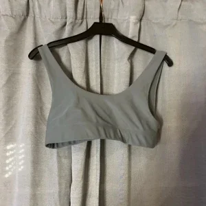 Grön bikini topp från Nelly