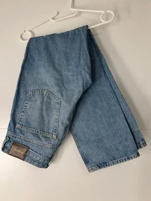 Straight Mid waist Jeans - Pull&Bear