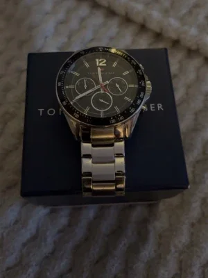 Tommy Hilfiger klocka