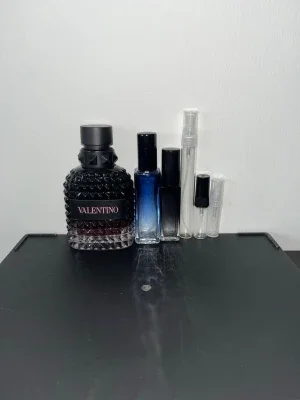 Valentino born in Roma edp intense—Sample, pris i beskrivningen