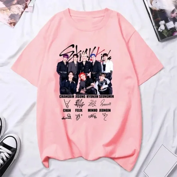 Stray Kids Trykte Dame T-skjorter Menn Oversized Casual Kortermet T-skjorte Harajuku Unisex T-skjorter Topper Klær L3272-PINK M L3272-PINK