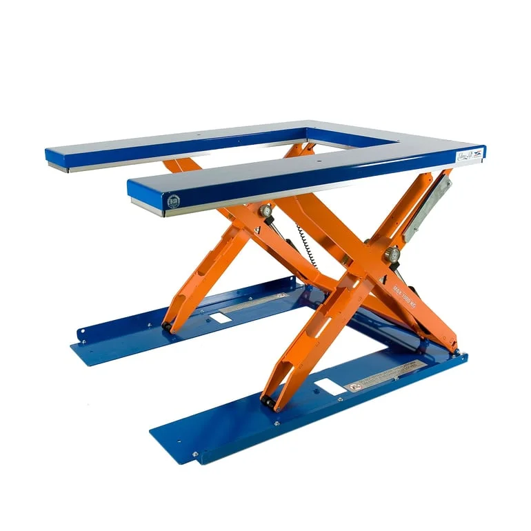 Lågbyggt U-format lyftbord, 1000 kg, 1350x1060 mm