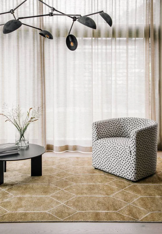 Geometric Large Kiara Rug - Gold 250X300