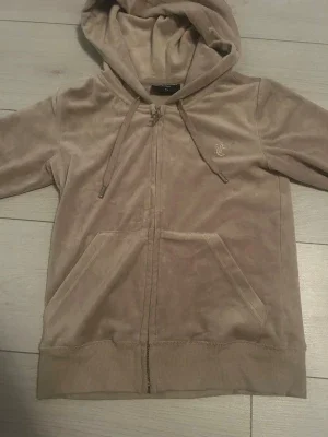 Juicy Couture beige hoodie
