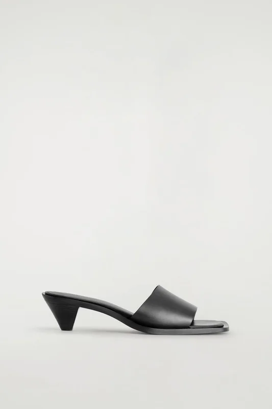 COS Women's Mules Med Taxklack I Läder in Svart