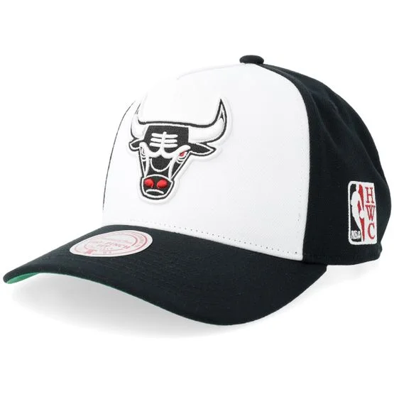 Mitchell & Ness - NBA Schwarz adjustable Cap - Chicago Bulls Legendary Away Pro Cap Hwc White/Black A-frame Adjustable @ Hatstore