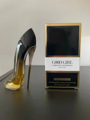 Carolina Herrera Good girl Jasmine absolute