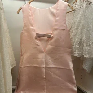 Rosett klänning