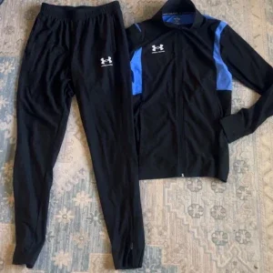 Helt ny svart o blå under armour dress storlek S/M