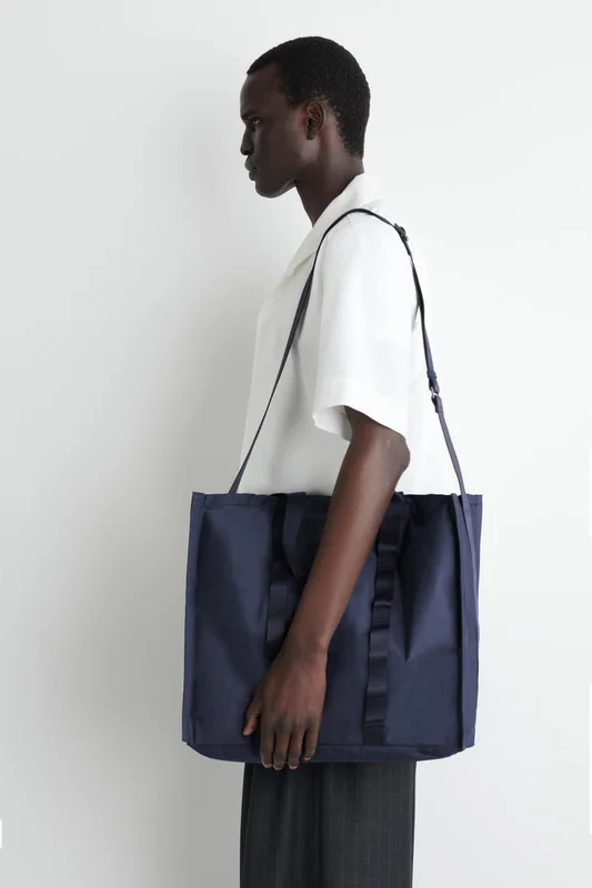 COS Men's Transit Tote Bag - Nylon in Blue