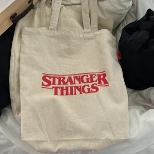 Stranger things totebag