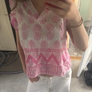 Rosa blus