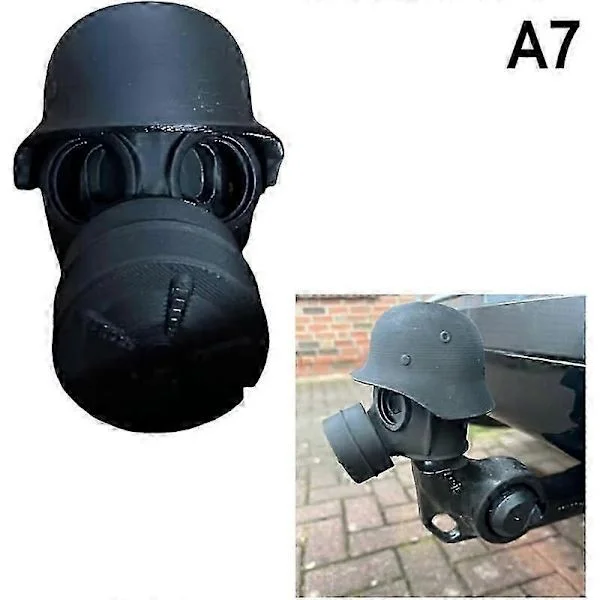 Dragkrokskydd med stålhjälm och gasmask 3D-printat dragkrokskulskydd förhindrar att mottagarröret rostar