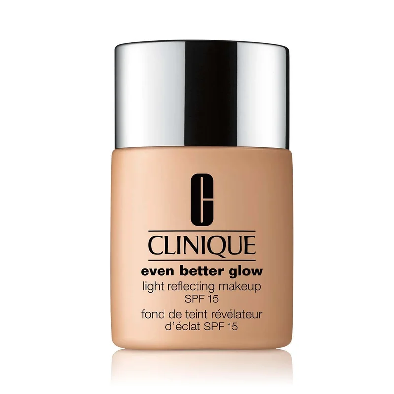 Clinique Even Better Glow Make-Up Fondotinta Illuminante SPF15
