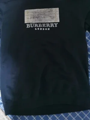 Svart sweatshirt från Burberry