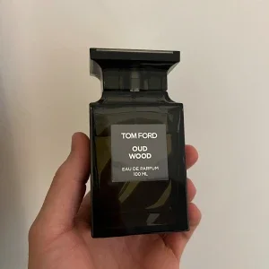 Tom Ford Oud Wood samples/splittar