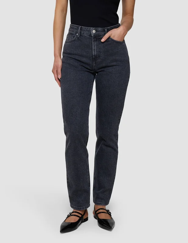 Shaping New Tomorrow - Dame - Jeans - Washed Black - Tapered Fit - Størrelse 24/32