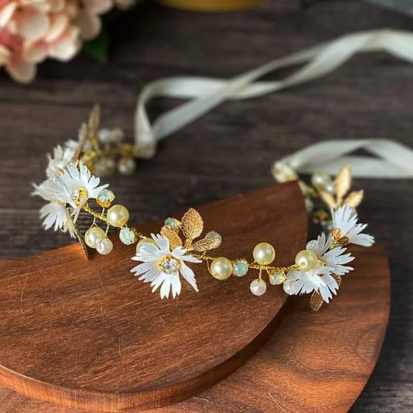Blomsterkrans Daisy Hårband Kvinnor Blomster Hårband med Band Blomsterkrans Hårband bröllopshår accessoar Gyllene Pärlor Kristall Hår Hårband för K